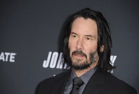 キアヌ・リーヴス、指輪物色で4年越しの恋人と婚約準備!?