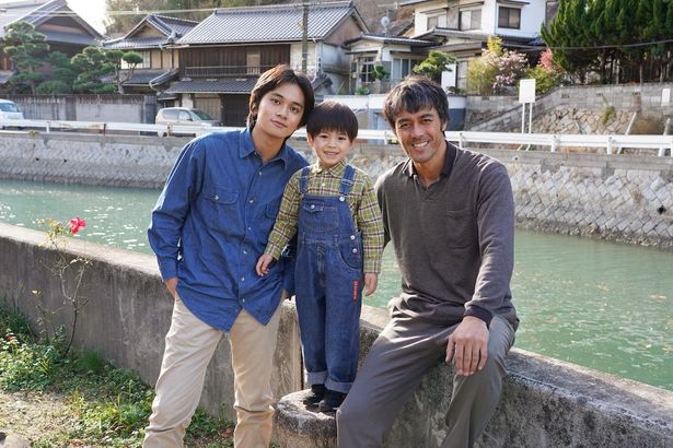 【写真を見る】感涙の声が続々！阿部寛、北村匠海らが伝える親子の不滅の絆
