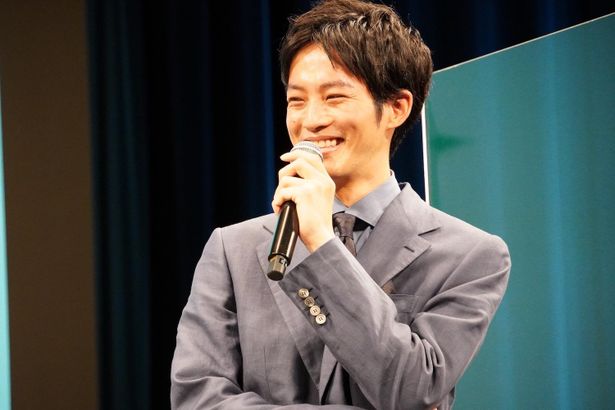 『流浪の月』完成披露試写会の様子