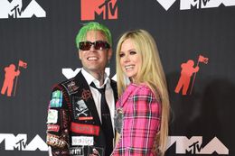 アヴリル・ラヴィーン、3度目の婚約！