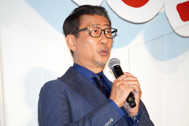 観客に感謝を伝えた中井貴一