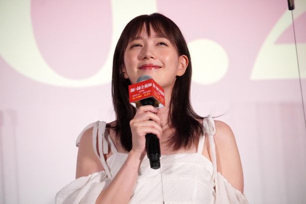 『鋼の錬金術師 完結編 復讐者スカー』公開記念舞台挨拶の様子