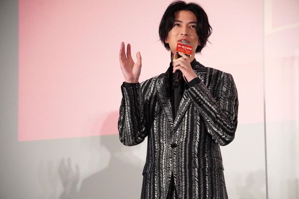 『鋼の錬金術師 完結編 復讐者スカー』公開記念舞台挨拶の様子