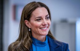 バッキンガム宮殿で開催されたガーデンパーティに出席したキャサリン妃