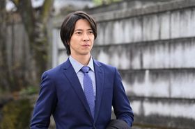 コメディ演技から胡散臭い姿まで…「正直不動産」で山下智久が魅せた、多彩な魅力
