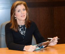 息子が注目を集めているキャロライン・ケネディ