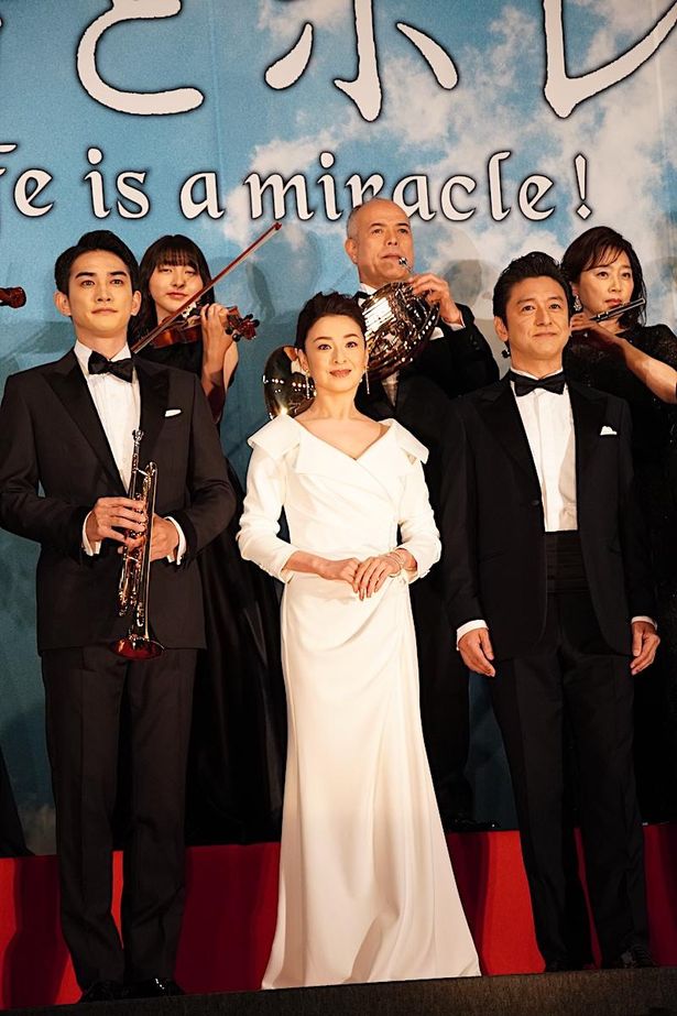 『太陽とボレロ』公開記念舞台挨拶の様子