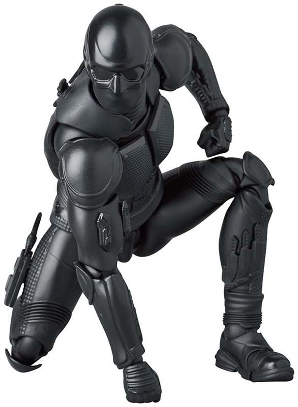 戦闘の達人であるブラック・ノワールらしいポーズも可能(「MAFEX BLACK NOIR」)