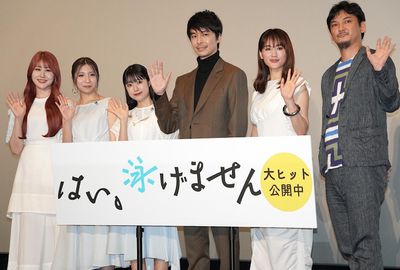 長谷川博己＆綾瀬はるか、水中ハグ撮影秘話も公開