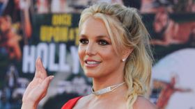 ブリトニー・スピアーズがロサンゼルスの自宅で結婚式を行った