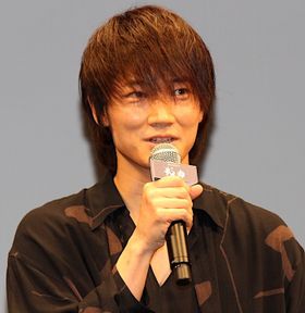 綾野剛、ライバルは『フラ恋』の研さん!?