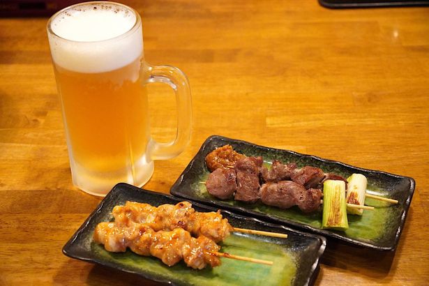 キンキンに冷えたビールと焼き鳥が最高！