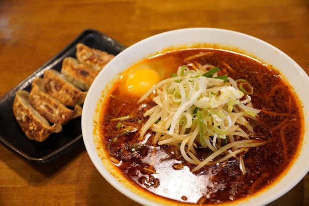 暑い夏に辛いものを食べたくなる、タイワン風ラーメン