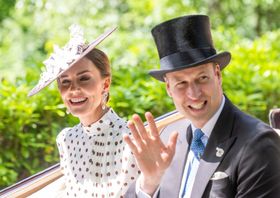 ウィリアム王子一家、ヘリコプターでバケーションに出発