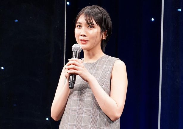 道枝演じる透の姉、早苗役の松本穂香。道枝との姉弟コンビトークで会場の笑いを誘った