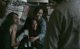 祈祷師一家を襲う怪現象の数々に震えが止まらない！