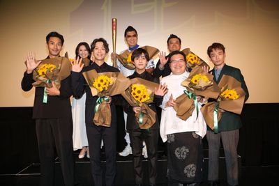 『野球部に花束を』の公開記念舞台挨拶が開催