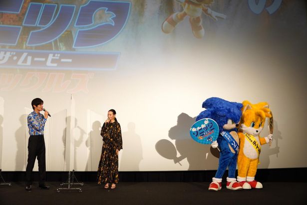 『ソニック・ザ・ムービー/ソニック vs ナックルズ』のソニック祭り初日舞台挨拶の様子