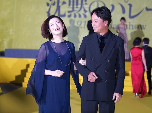 こちらも夫婦役を演じた檀れい＆椎名桔平