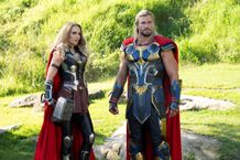 アベンジャーズの愛すべき破天荒な雷神・ソーを描く