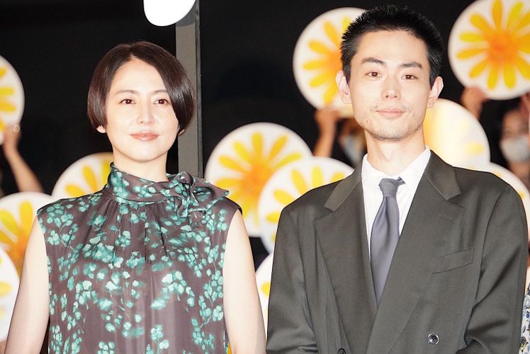 菅田将暉＆長澤まさみ、夫婦役での出産シーンで「号泣した」