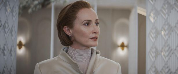 【写真を見る】第4話でようやく初登場したモン・モスマ。彼女の結婚生活まで明らかに!?（「キャシアン・アンドー」)