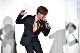 『バッドガイズ』初日舞台挨拶に登壇したA.B.C-Z河合郁人