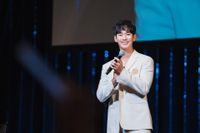 キム・スヒョン、7年ぶりのファンミーティング！「僕にとっても