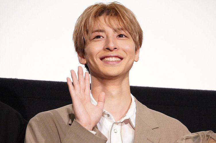 高杉真宙、DJ松永とお互いに人見知り発揮！会話の糸口は「タートルネック似合いますね」