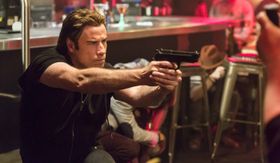 本格アクションに見事復帰したトラボルタ