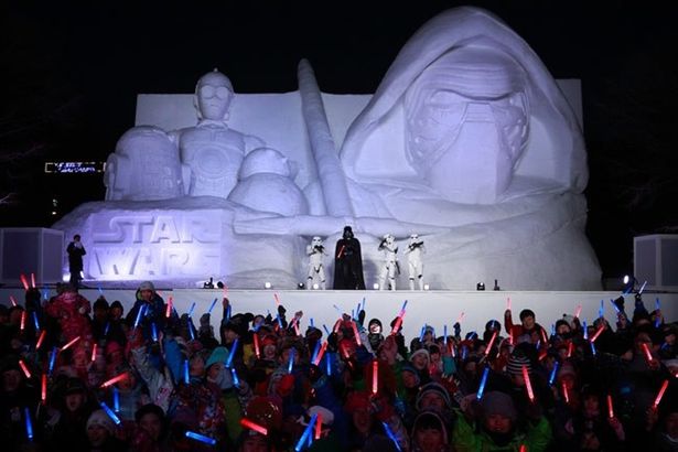 【写真を見る】今年のさっぽろ雪まつりにもカイロ・レンらが登場