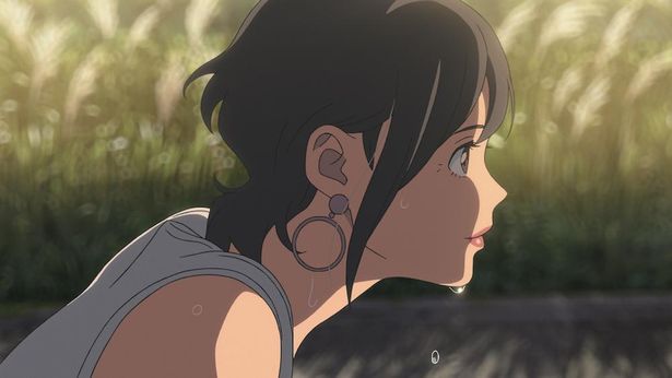 深津絵里が、漁協で働くすずめの叔母、環を演じる