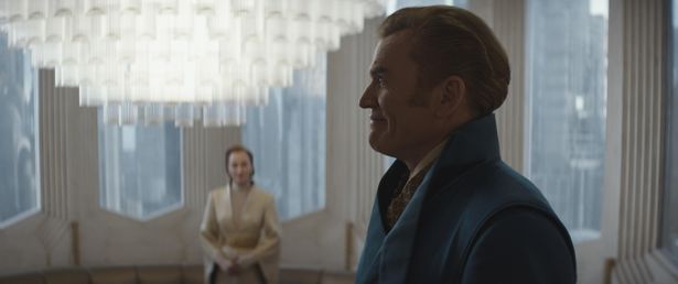 資産家ダヴォ・スカルダンは、融資の手数料と引き換えに、息子とモン・モスマの娘の政略結婚を持ちかける