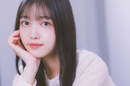 『左様なら今晩は』では、ウブな幽霊の愛助を演じた久保史緒里