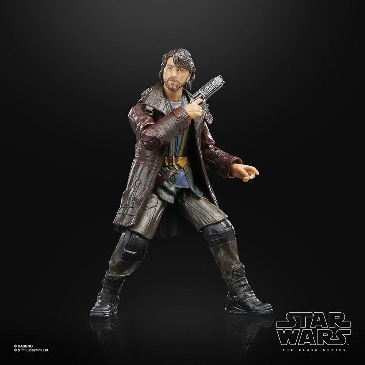ダークな雰囲気が漂う「キャシアン・アンドー」のフィギュアたち(「『スター・ウォーズ』「BLACKシリーズ」6インチ・アクションフィギュア キャシアン・アンドー［TVドラマ『キャシアン・アンドー』］」)