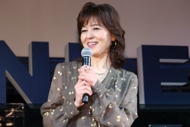 主演の石野真子