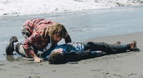 ダニエル・ラドクリフが死体を演じる『スイス・アーミー・マン』(9月公開)