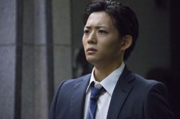 『22年目の告白―私が殺人犯です―』で若手刑事の春日部を熱演する竜星涼