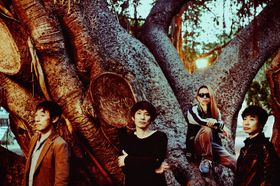 結成30周年のスピッツが「先生！」の主題歌を書き下ろし