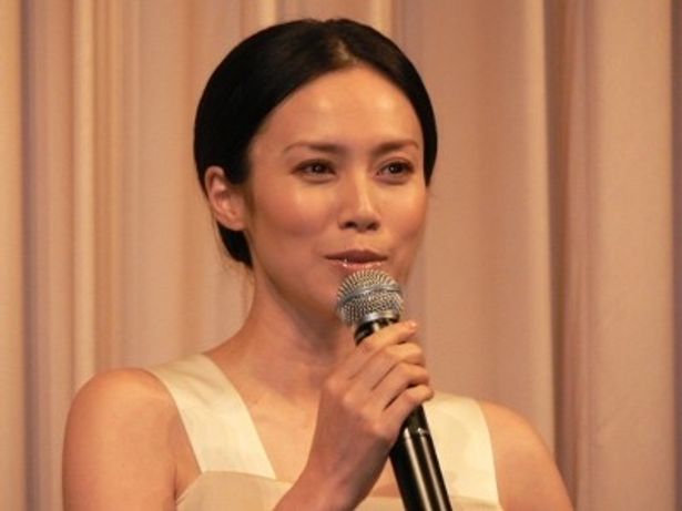 監督の印象を「変態？天才？」と、天然キャラ炸裂の中谷美紀