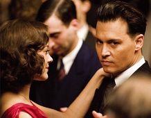 男の美学を体現したジョニーの魅力に思わずクラッ