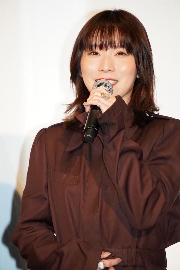 『スクロール』公開記念舞台挨拶に登壇した松岡茉優