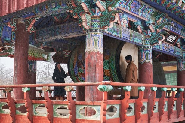 【写真を見る】一度観たら病みつきに…中毒者続出の『別れる決心』の魅惑の世界観