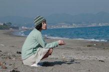 日照りの続く世界に生きる若者たちの姿を描いた青春群像『FROG』(09)