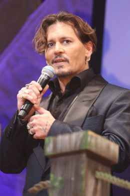 ギャグを飛ばして笑いを取っていたジョニー・デップ