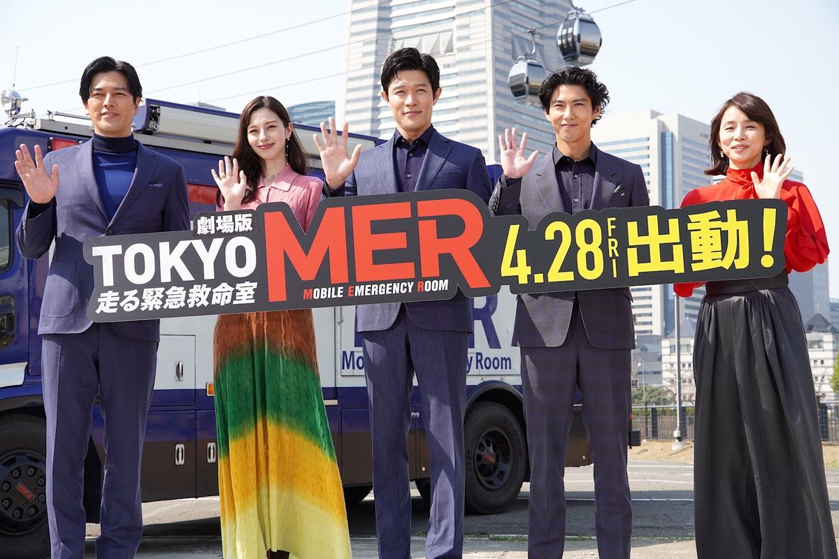 鈴木亮平、撮影は「大変であればあるほど楽しい！」中条あやみは