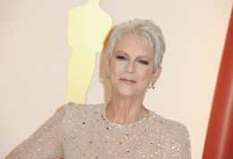 『エブエブ』ジェイミー・リー・カーティスが助演女優賞を受賞！