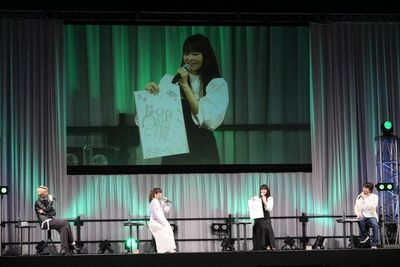 フォージャー家の声優陣が、劇場版のビジュアルや展開を予想したイラストを披露！