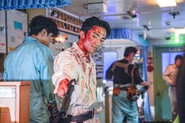 心臓の弱い人はご用心…『オオカミ狩り』より戦慄の場面写真を一挙公開