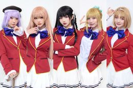 人気アニメのキャラクターに扮した美麗コスプレイヤーたちを大特集！